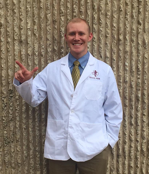 Kleg Kennedy in white coat