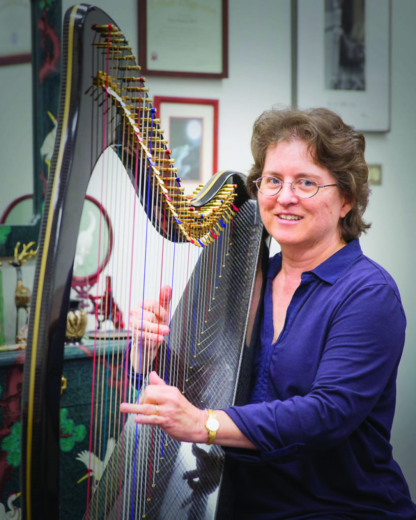 Evelyn Tiffany-Castiglioni playing the harp