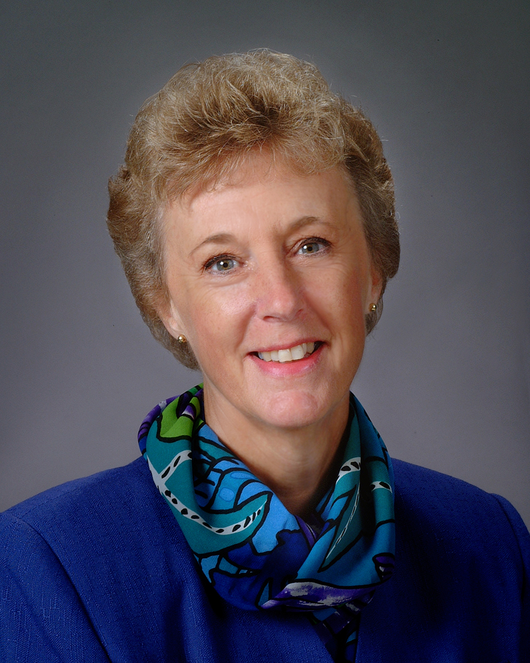 Dr. Bonnie Beaver headshot