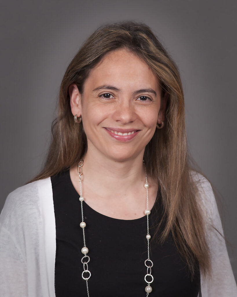 Photo of Dr. Angela Arenas.